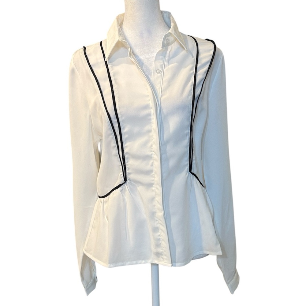 Pure Sugar Woman’s White and Black Blouse Small‎ NWT